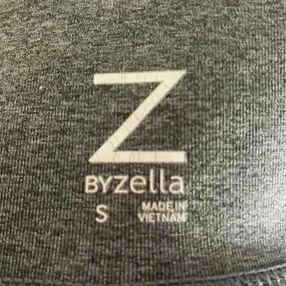 Zella Long Leggings with Mesh Leg Design‎ - Picture 8 of 9